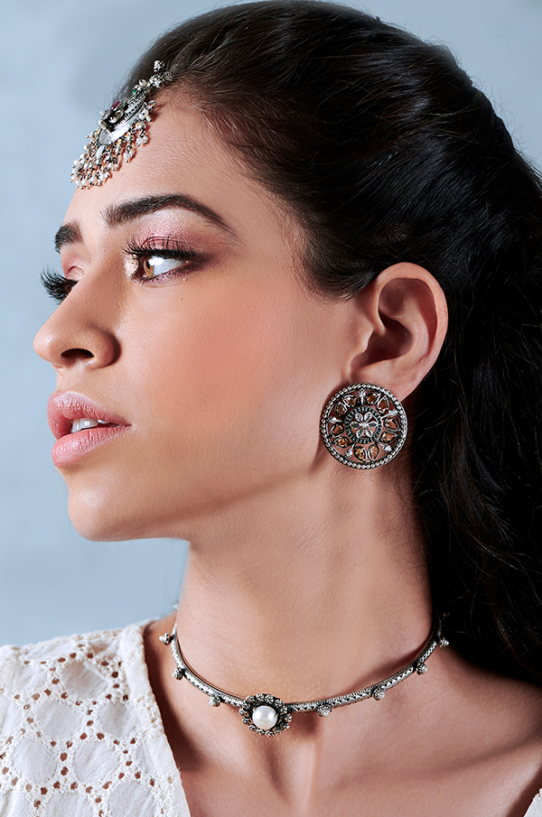 https://tribeazurecdn.tribeamrapali.com/catalog/00/06/6325_3_d4dccdb9ca76438dbd50c5e121d4accf.jpg