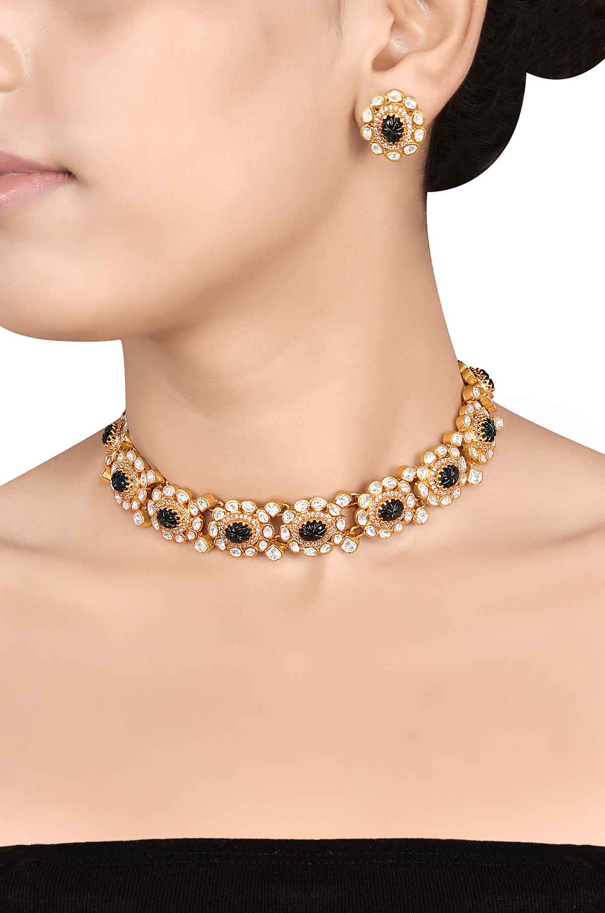 https://tribeazurecdn.tribeamrapali.com/catalog/00/24/24725_3_d742cbbe8a3d453ea902d5a4abc19e10.jpg