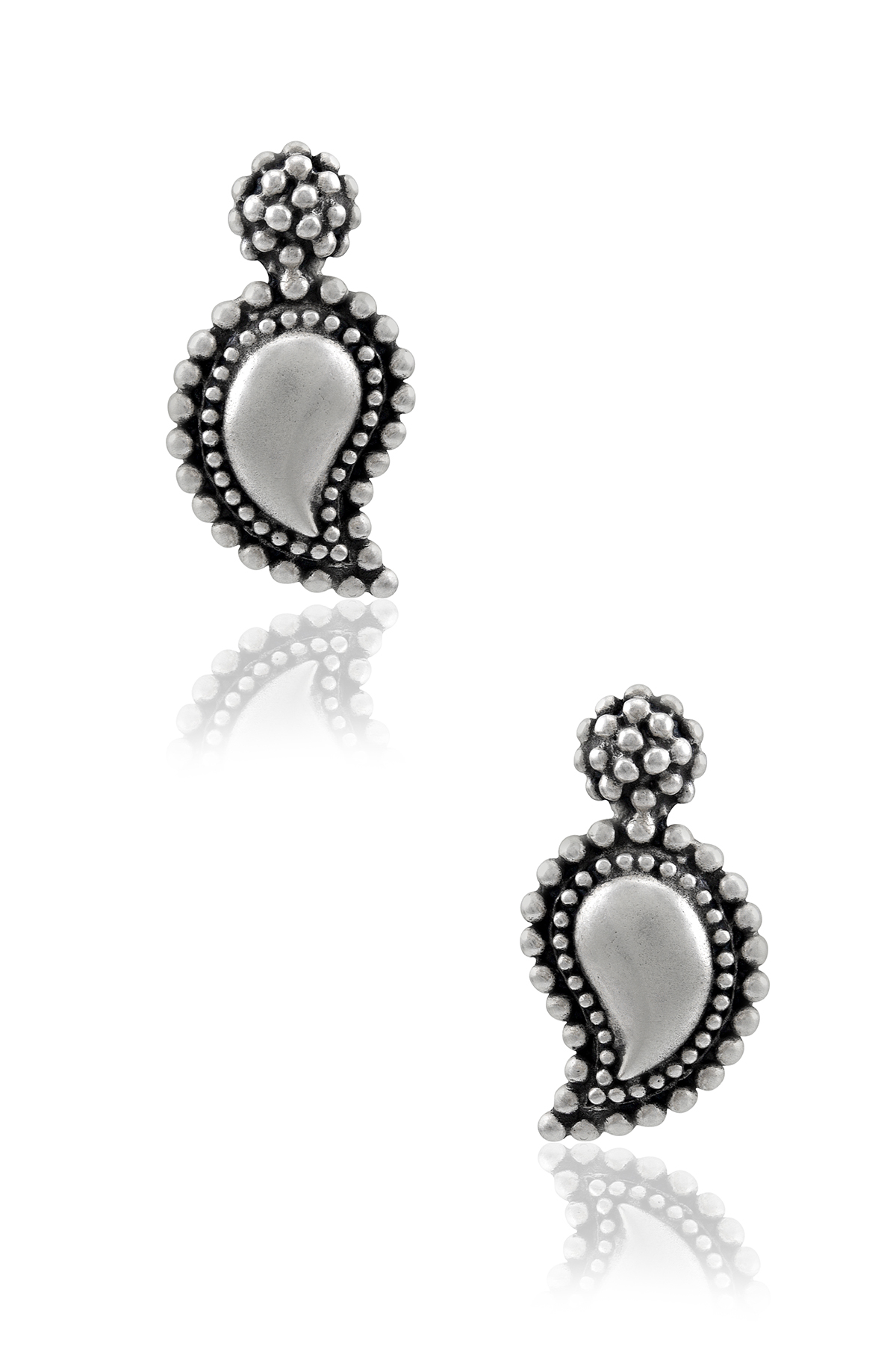 https://tribeazurecdn.tribeamrapali.com/catalog/00/30/30422_1_0f5a7cd1eb3d4b0d8970b0855bcbca0d.jpg