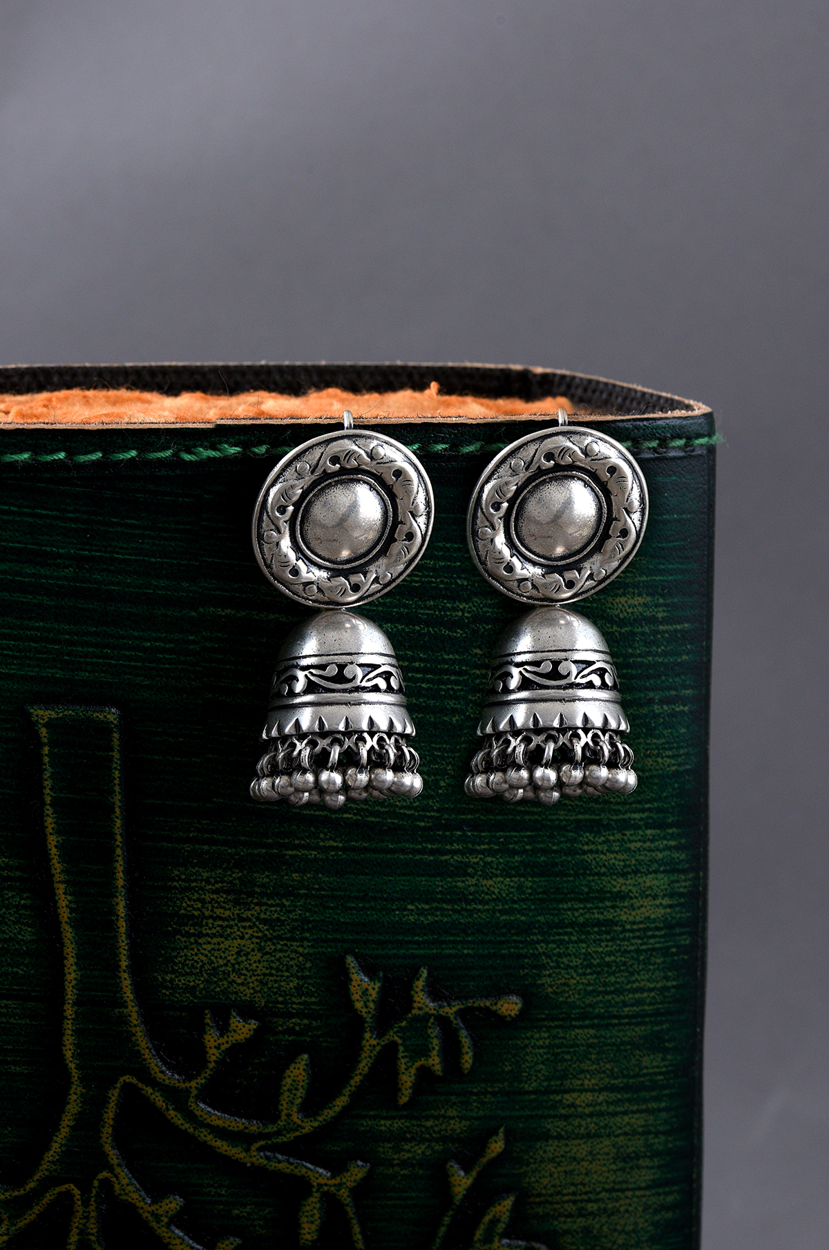 https://tribeazurecdn.tribeamrapali.com/catalog/00/30/30453_3_cf62e900c2bd488d9d03bcfd817f9d75.jpg