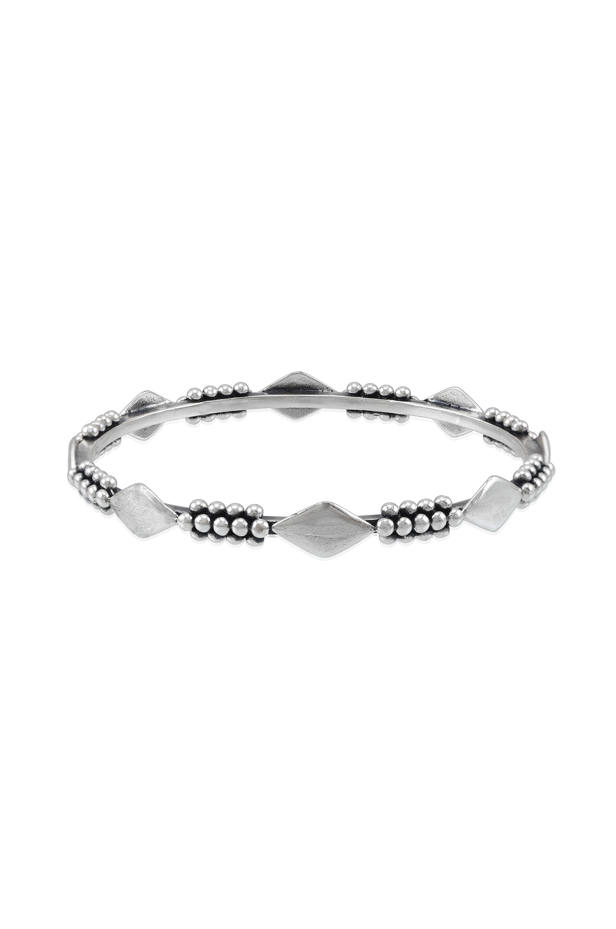 https://tribeazurecdn.tribeamrapali.com/catalog/00/30/30535_3_985103ee20534c4ab7c677187052cf57.jpg