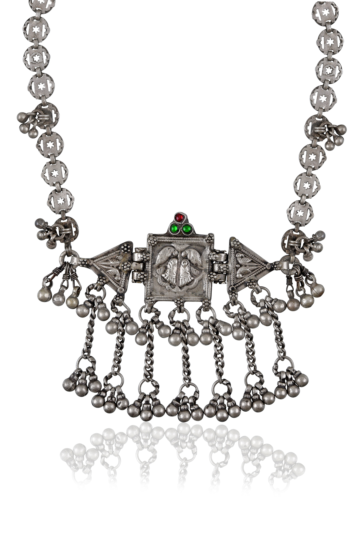 https://tribeazurecdn.tribeamrapali.com/catalog/00/31/31128_1_21cb0de05435416bbfee111544241171.jpg