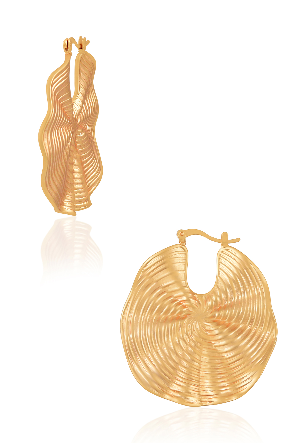 https://tribeazurecdn.tribeamrapali.com/catalog/00/31/31271_1_0ee80425f4064e5980d15b052a3d3832.jpg