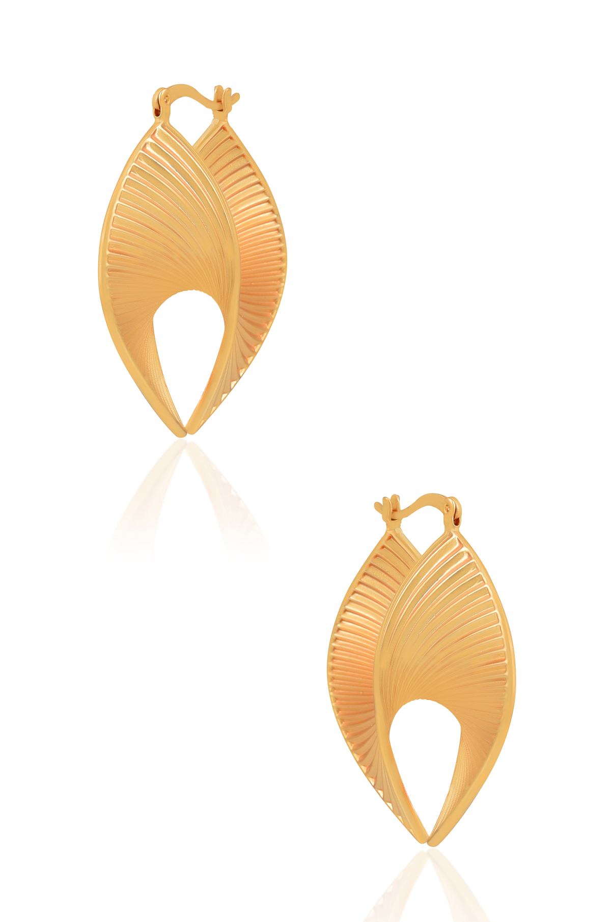 https://tribeazurecdn.tribeamrapali.com/catalog/00/31/31273_3_213cd7f69c214238a556c4e7d86a8a42.jpg