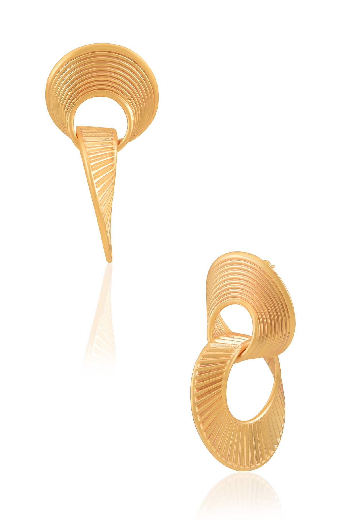 https://tribeazurecdn.tribeamrapali.com/catalog/00/31/31276_1_d9170ee782084b5db693c6802697570d.jpg