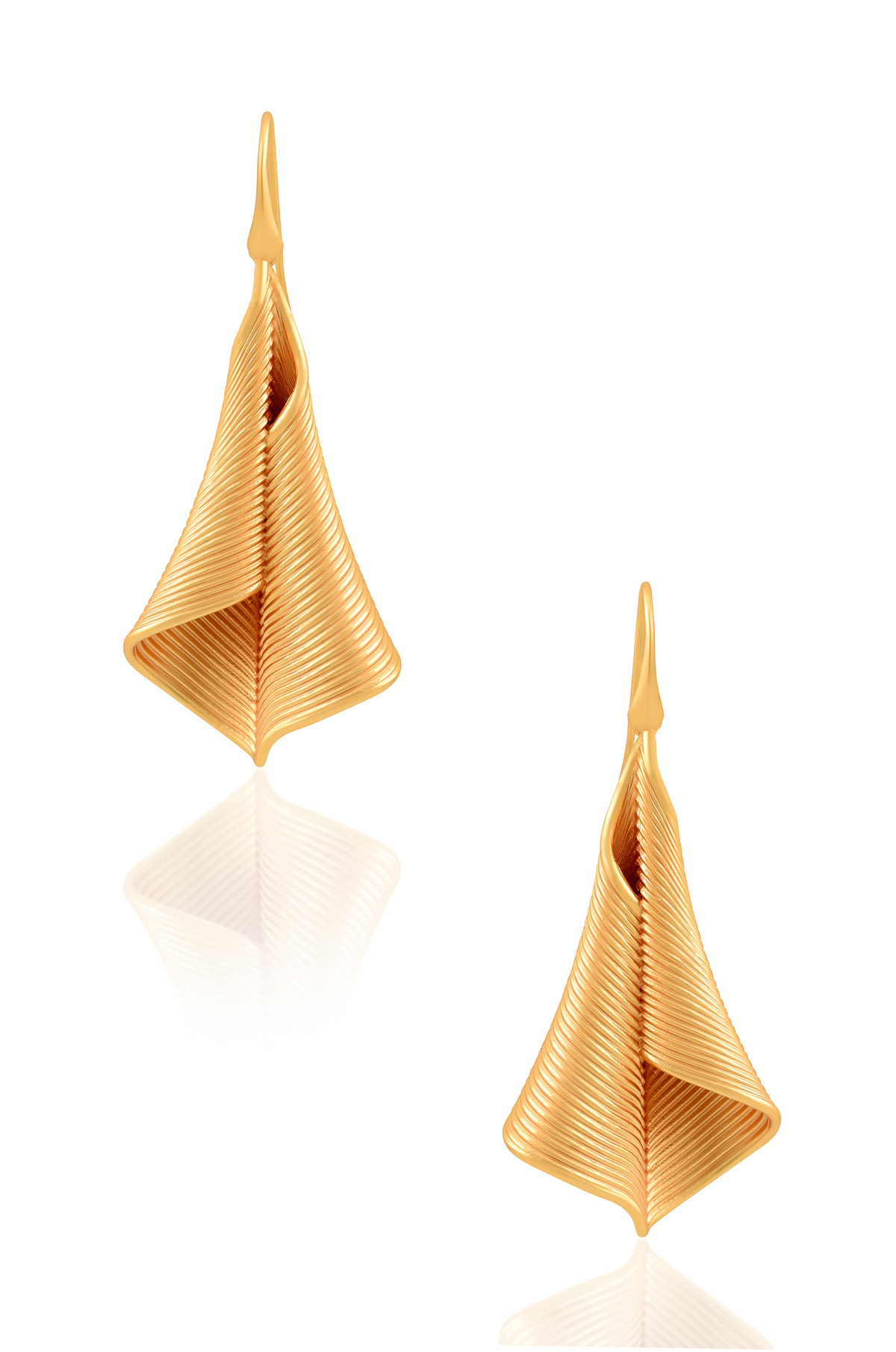 https://tribeazurecdn.tribeamrapali.com/catalog/00/31/31282_3_a0e1b44a6e084b14af97c3f168645e6d.jpg