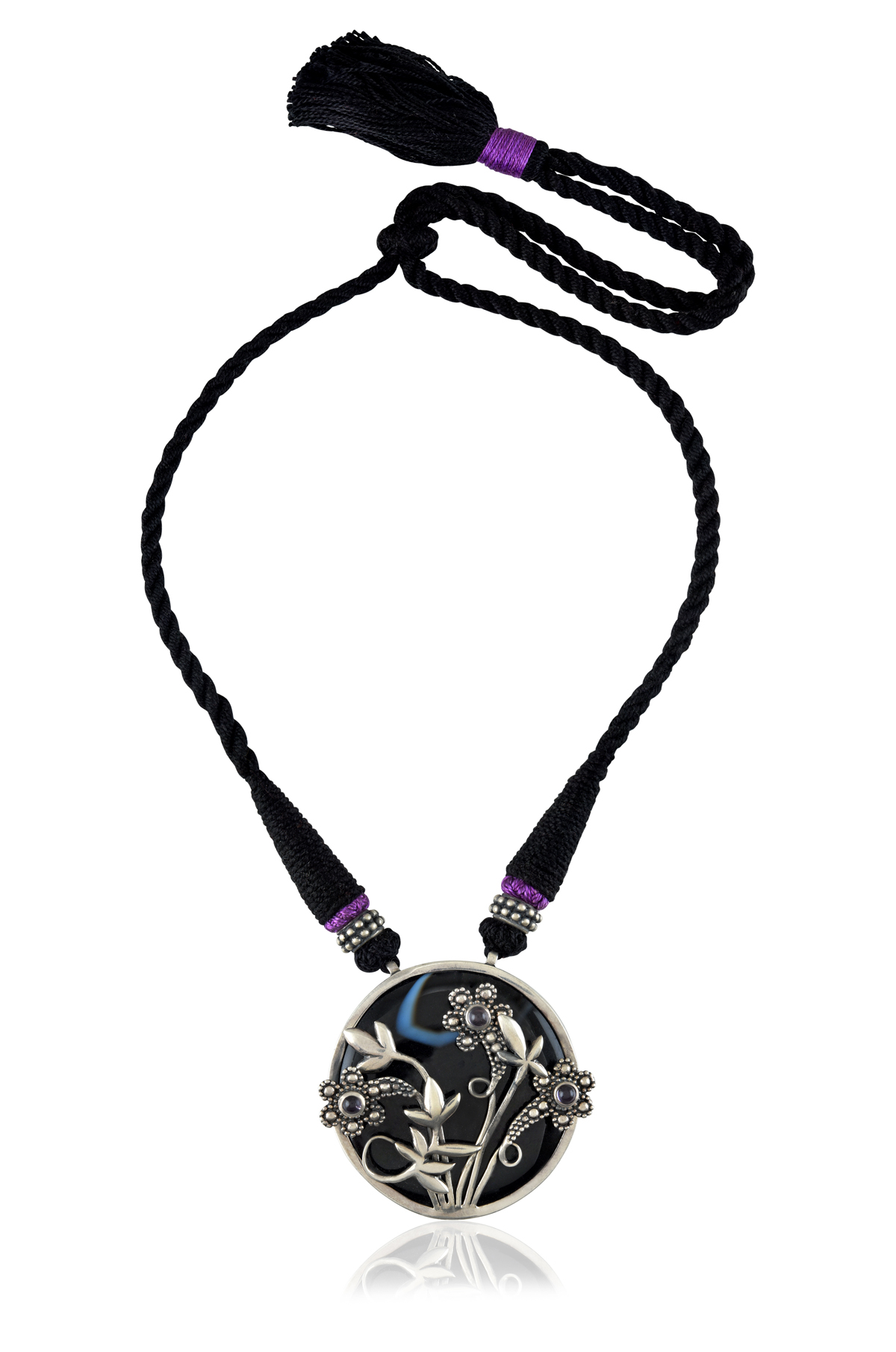 https://tribeazurecdn.tribeamrapali.com/catalog/00/35/35004_3_4cba00750c8a4de293e988e97064d82e.jpg