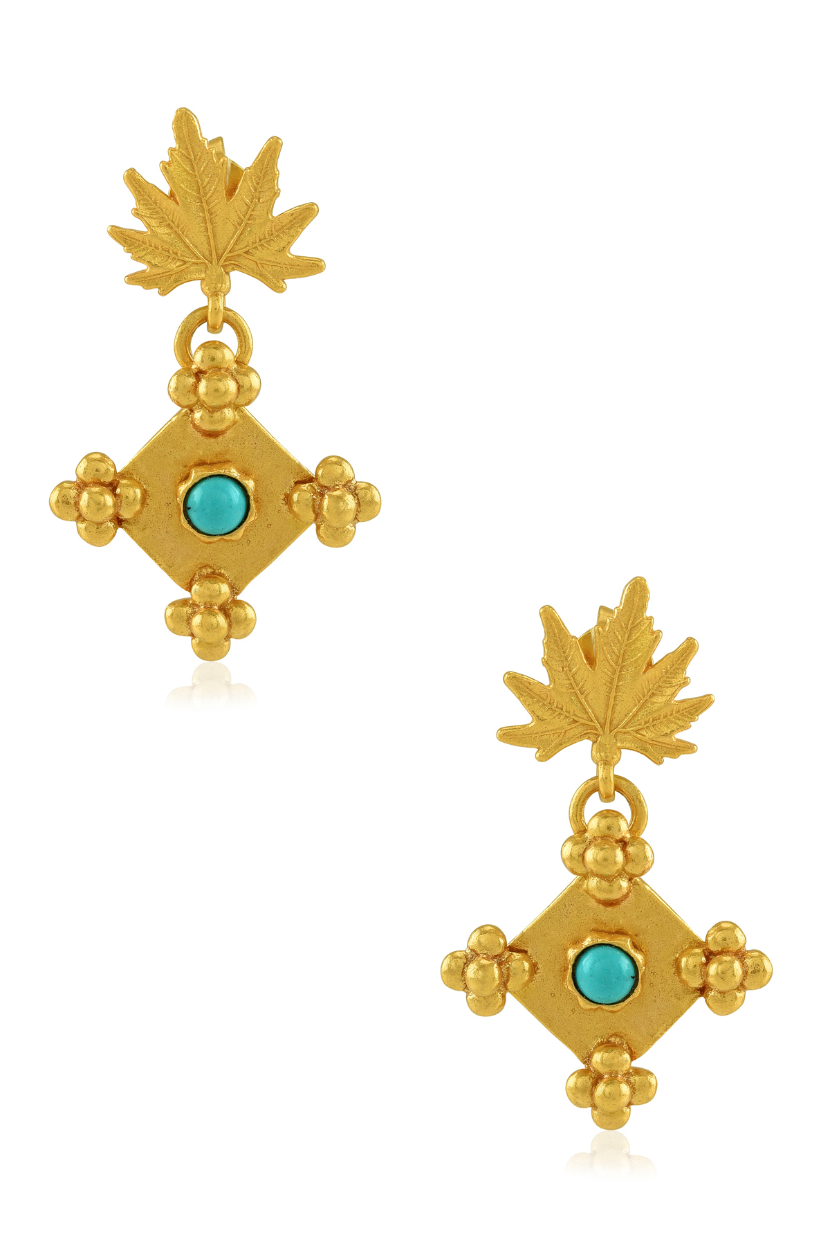 https://tribeazurecdn.tribeamrapali.com/catalog/00/35/35970_1_97b66f95515c4cefbb6b242dfedab588.jpg