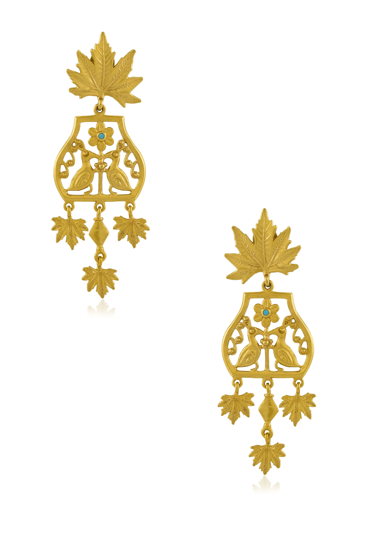 https://tribeazurecdn.tribeamrapali.com/catalog/00/35/35975_1_dda36e4a2f51461f89c41924f84a3dac.jpg