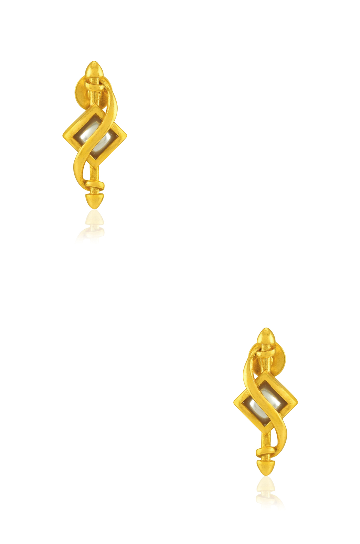 https://tribeazurecdn.tribeamrapali.com/catalog/00/36/36599_1_16733bc0042e4191a84e9716587ddb29.jpg