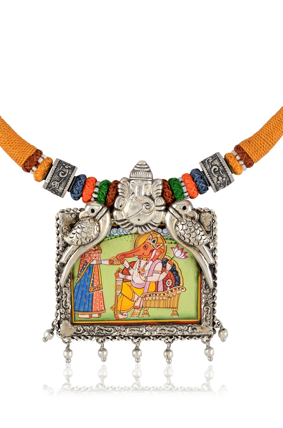 https://tribeazurecdn.tribeamrapali.com/catalog/00/36/36704_1_c21ffd9774604a78bf81193eadd72827.jpg